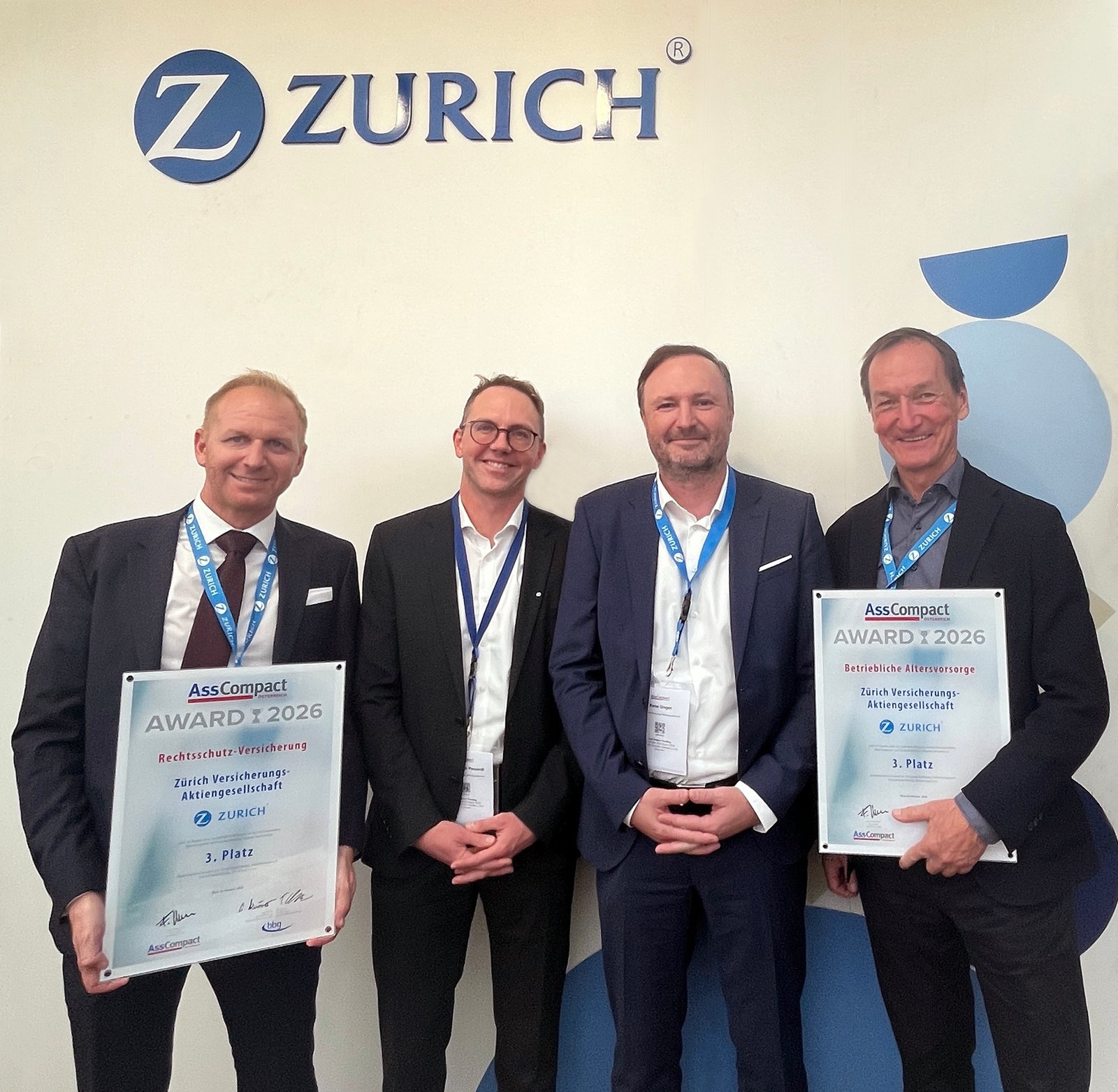 Zurich Vorstand bei AssCompact Preisverleihung