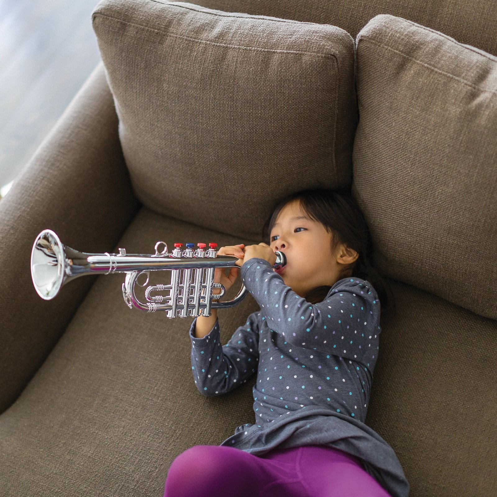 Musikinstrument spielen und versichern